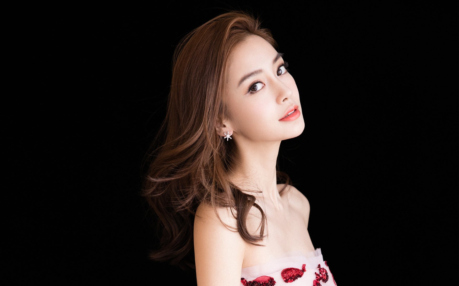 开云综合服务-体育新闻中心夺冠时刻回放，体育新闻赛况